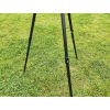 Gusseisen-Kochständer im Garten