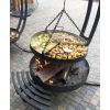 Moderner Gartengrill mit Hängegrill