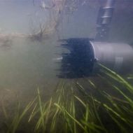 Schwimmender Wasserumwälzer, Enteiserteich - Schwimmender Wasserumwälzer, Enteiserteich - schwimmender_wasserumwalzer,_enteiserteich_(1).jpg