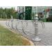 Niedriger Doppelfahrradträger mit 10 Positionen, Grundmaße: Breite: 54 cm Länge: 235 cm, Höhe: 69cm, Material: Gusseisen