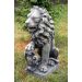 Steinstatue eines großen Löwen mit Schild, rechts H 72 cm, Gewicht: 85kg, Höhe: 72 cm, Art.-Nr.: 1530, Breite(Durchmesser des äußeren: 28 cm, Länge(Innendurchmesser): 27×45 cm